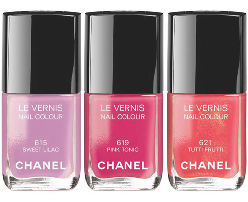 Chanel Reflets d'ete nail polishes