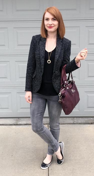 Blazer, Cartonnier (thrifted); top, Gap (thrifted); jeans, RACHEL Rachel Roy; shoes, Tory Burch (thrifted); necklace, J. Crew Factory; bag, MbMJ